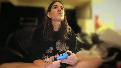 Snapshot of trinityxsecret chatting on 01.10.25 MadisonMontgomery online show from 01.10.25