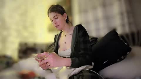 Snapshot of trinityxsecret chatting on 03.09.25 MadisonMontgomery online show from 03.09.25