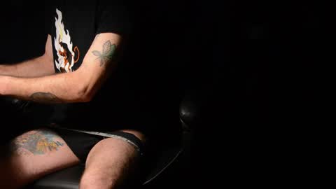 Snapshot of tripstocum chatting on 02.19.26 FluideAmer online show from 02.19.26