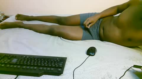 Tris6 online show from 11.28.25