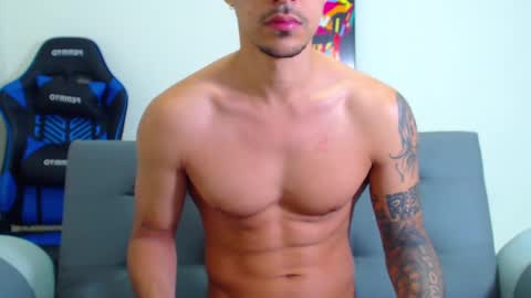 Snapshot of tristan_bm chatting on 01.22.25 tristan bm online show from 01.22.25