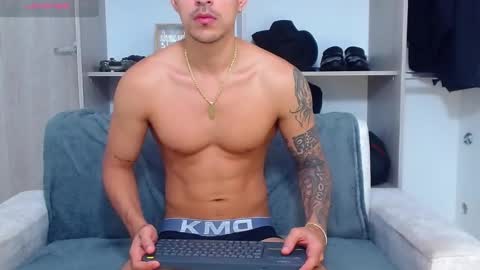 Snapshot of tristan_bm chatting on 09.16.25 tristan bm online show from 09.16.25