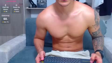 Snapshot of tristan_bm chatting on 10.21.25 tristan bm online show from 10.21.25