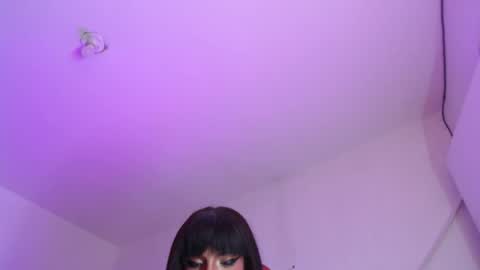 Snapshot of trix_ebony chatting on 05.17.26 trix_ebony online show from 05.17.26