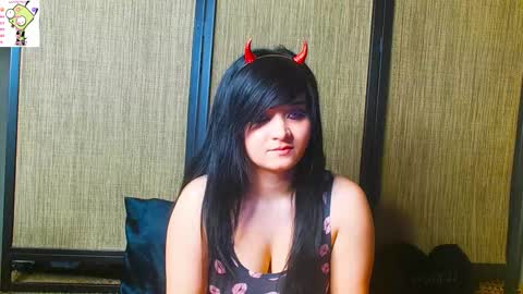 trixiedoescamcam online show from 02.11.26