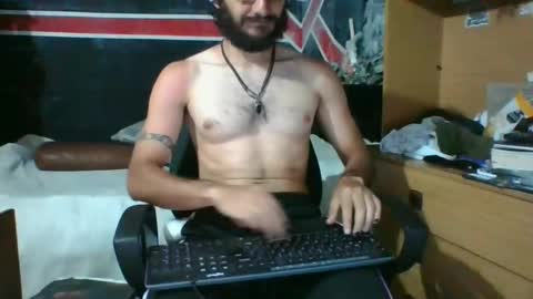 Snapshot of trizquelmen chatting on 12.17.24 Andrew online show from 12.17.24