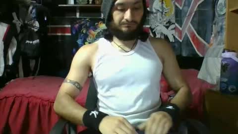 Snapshot of trizquelmen chatting on 11.08.25 Andrew online show from 11.08.25