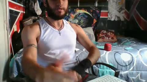 Snapshot of trizquelmen chatting on 07.15.26 Andrew online show from 07.15.26