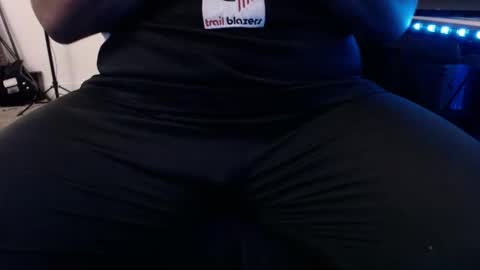 Snapshot of trmdstrong chatting on 11.29.25 Trmdstrong online show from 11.29.25