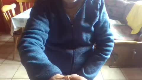 Snapshot of trobelle chatting on 04.12.26 trobelle online show from 04.12.26