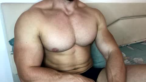 Snapshot of troncq chatting on 10.02.25 Troncq online show from 10.02.25