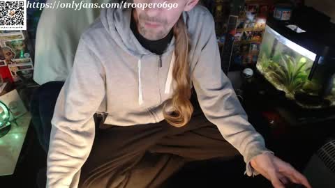 Snapshot of trooper0690 chatting on 05.19.26 trooper0690 online show from 05.19.26