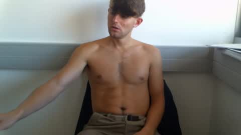 Snapshot of troy_w chatting on 01.12.25 troy_w online show from 01.12.25