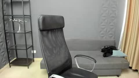 Snapshot of troywade chatting on 07.20.26 TroyWade online show from 07.20.26
