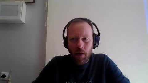 Snapshot of truble_again chatting on 05.21.26 truble_again online show from 05.21.26