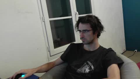 Snapshot of trucdeoufouf chatting on 01.17.25 trucdeoufouf online show from 01.17.25