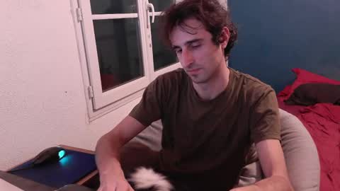 Snapshot of trucdeoufouf chatting on 01.24.25 trucdeoufouf online show from 01.24.25