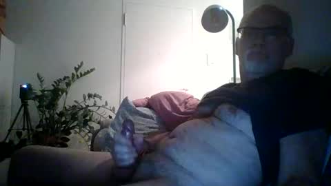 Snapshot of trukturk chatting on 02.21.26 trukturk online show from 02.21.26