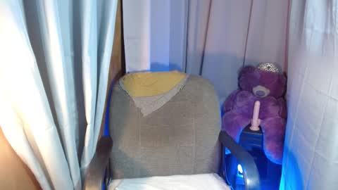 Goddess Mira online show from 03.09.25