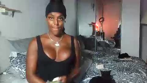 Amber White online show from 09.09.25