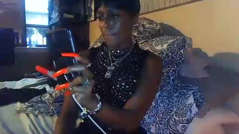 Amber White online show from 11.27.25