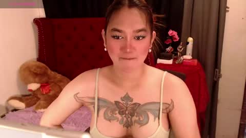 Snapshot of tsasianseductivehot chatting on 04.24.26 YourBella online show from 04.24.26