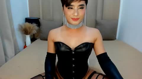 Snapshot of tsbigcock_ chatting on 05.05.26 YOUR MISTRESS online show from 05.05.26