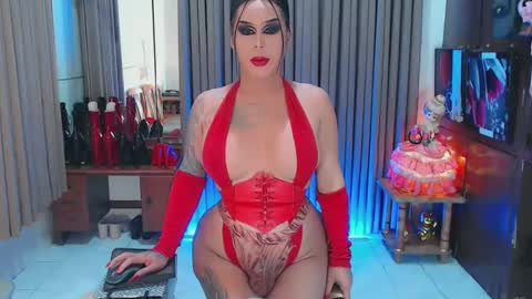 Snapshot of tsbubblebutt chatting on 12.30.24 Tsbubblebutt online show from 12.30.24