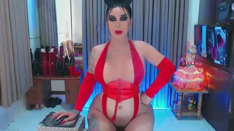 Snapshot of tsbubblebutt chatting on 01.07.25 Tsbubblebutt online show from 01.07.25