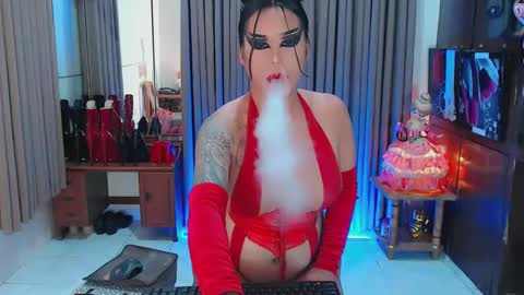 Snapshot of tsbubblebutt chatting on 01.11.25 Tsbubblebutt online show from 01.11.25