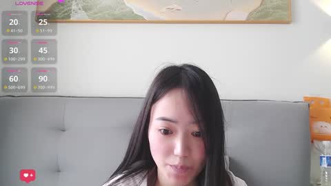 Anne Bebe online show from 01.05.25