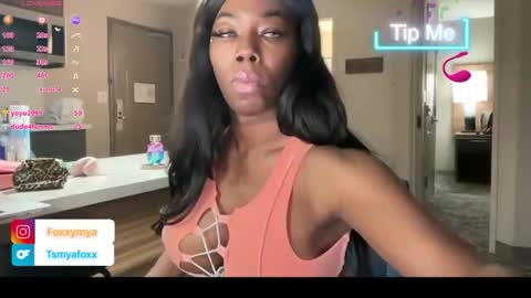 Snapshot of tsfoxx chatting on 02.18.26 tsfoxx online show from 02.18.26