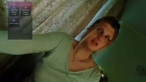 Snapshot of tspostophere chatting on 05.21.26 Annika online show from 05.21.26