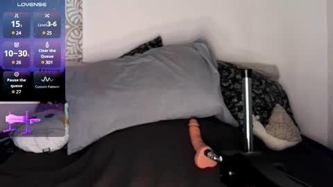 Snapshot of tssnailgirl chatting on 02.09.25 Jade Snail online show from 02.09.25