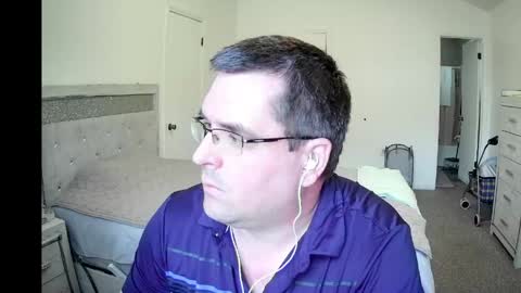 Snapshot of tstwbtsb chatting on 04.25.26 tstwbtsb online show from 04.25.26