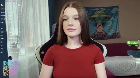 Snapshot of tsukuemi_no_mikoto chatting on 02.19.26 Sonya on vacation until online show from 02.19.26