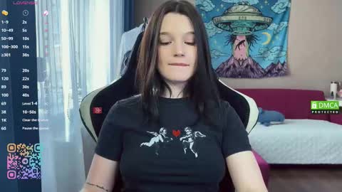 Snapshot of tsukuemi_no_mikoto chatting on 03.02.26 Sonya on vacation until online show from 03.02.26