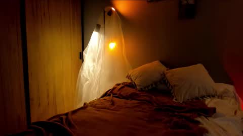 Tsuky online show from 03.10.26