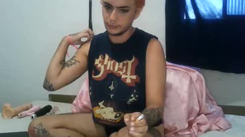 Snapshot of ttransviado chatting on 09.29.25 Nique online show from 09.29.25