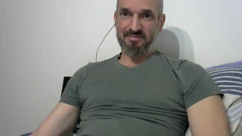 Snapshot of tu_bomberono chatting on 01.15.25 tu_bomberono online show from 01.15.25