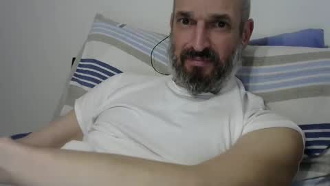 Snapshot of tu_bomberono chatting on 02.14.25 tu_bomberono online show from 02.14.25