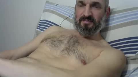 Snapshot of tu_bomberono chatting on 02.15.25 tu_bomberono online show from 02.15.25