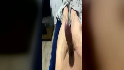Snapshot of tuamorplatonico chatting on 04.25.26 tuamorplatonico online show from 04.25.26