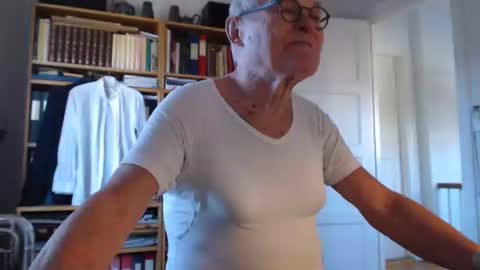 FINN but call me NANNA online show from 01.15.25