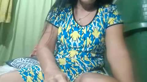 Snapshot of tuchmegently chatting on 10.15.25 Mae online show from 10.15.25
