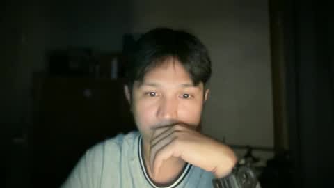 Snapshot of tuling1 chatting on 06.18.26 tuling1 online show from 06.18.26