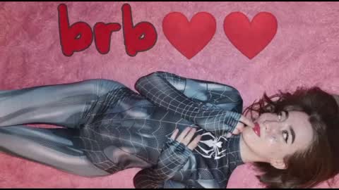 Snapshot of tutti_cutieee chatting on 12.13.24 Nika online show from 12.13.24