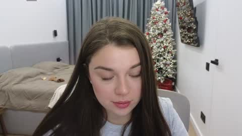 Snapshot of tutti_frutti_ chatting on 12.03.24 Ariana online show from 12.03.24