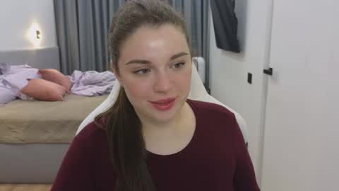 Snapshot of tutti_frutti_ chatting on 03.05.25 Ariana online show from 03.05.25