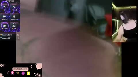 Snapshot of tuxedomasc95 chatting on 12.19.24 Alfie online show from 12.19.24